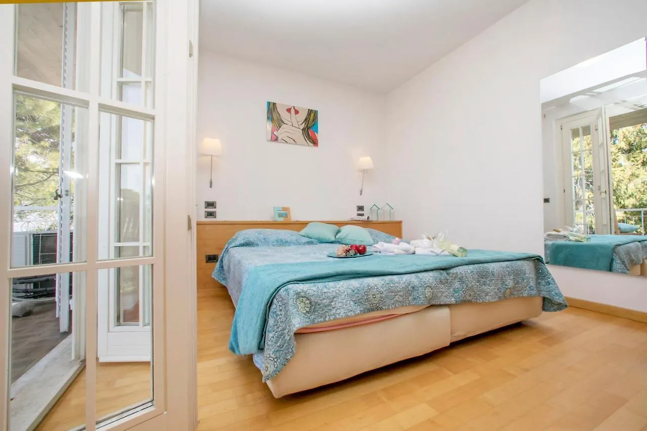 Appartamento Bella Vista - Happy Rentals Sirmione Olaszország